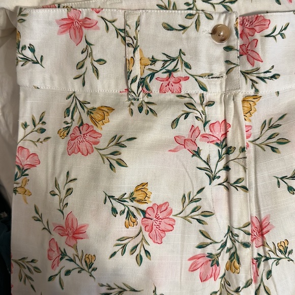 Floral Billabong pants - Picture 3 of 5